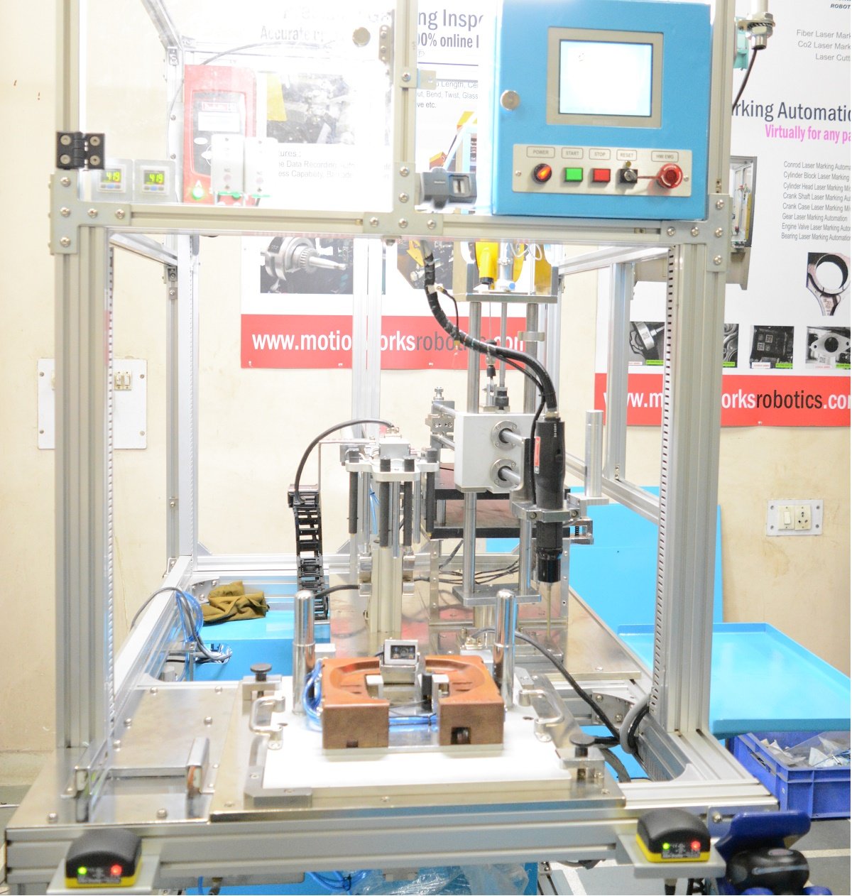 End of line testing station